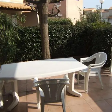 فيلة 6 Pers, 2 Chambres, Piscine Et Parking Proche Mer - Ref, Ami15 آجد